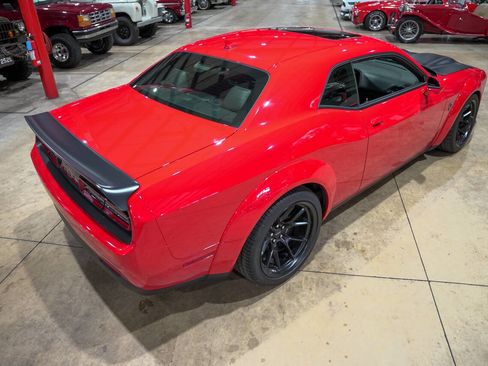 Used 2021 Dodge Challenger SRT Hellcat Redeye image 16