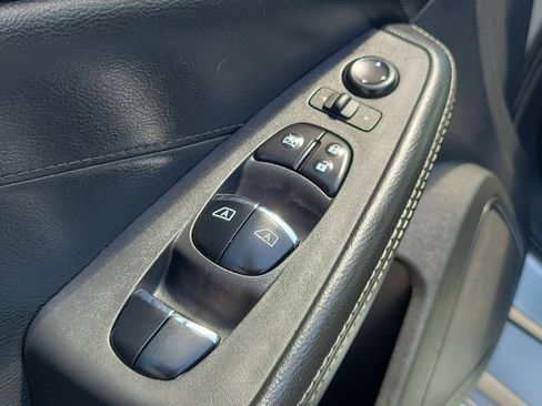 Used 2018 Nissan Maxima 3.5 SV image 15