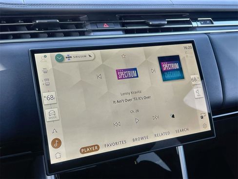 New 2026 Land Rover Range Rover Long Wheelbase SE image 24