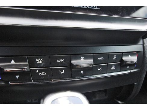 Used 2021 Maserati Ghibli S image 23