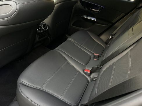 Certified 2025 Mercedes-Benz GLC 300 4MATIC image 13