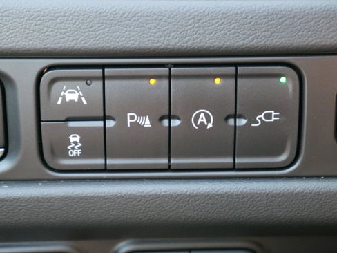 Used 2022 Chevrolet Tahoe LT image 24