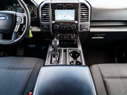 Used 2018 Ford F150 XLT w/ Equipment Group 302A Luxury AWD/4WD image 29