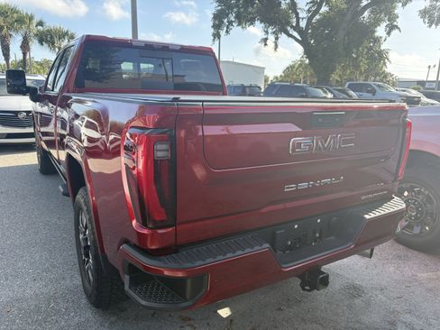 Used 2024 GMC Sierra 2500 Denali w/ Denali Reserve Package AWD/4WD image 5