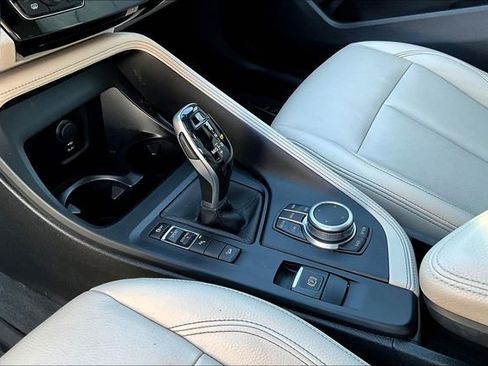 Used 2021 BMW X1 xDrive28i w/ Premium Package AWD/4WD image 17