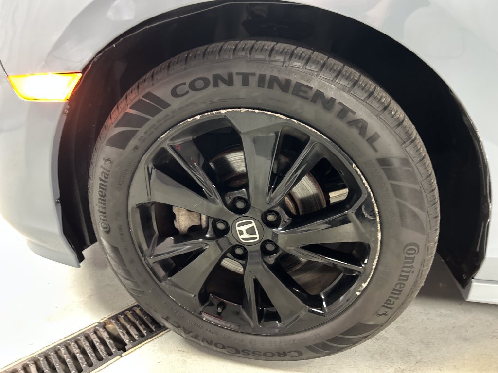 Used 2023 Honda Odyssey Sport image 9