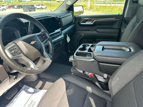 Certified 2025 Chevrolet Silverado 1500 LT image 22