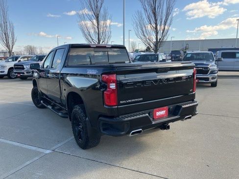 Used 2020 Chevrolet Silverado 1500 LT Trail Boss image 9