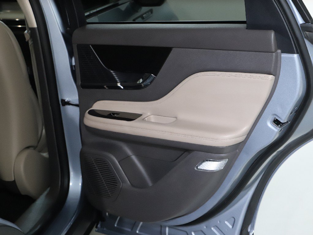 Used 2022 Lincoln Corsair FWD image 30