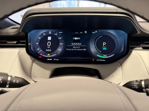 New 2025 Land Rover Range Rover Sport Dynamic SE image 21