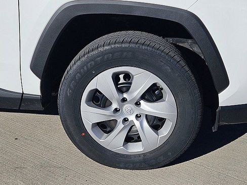 Used 2024 Toyota RAV4 LE image 2