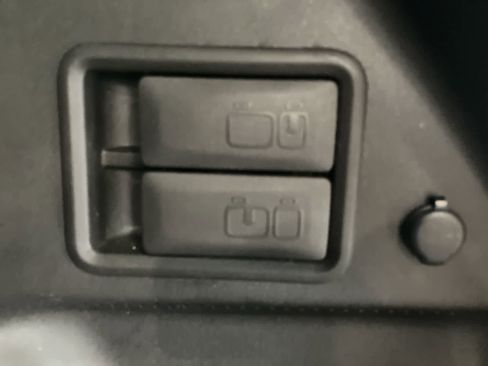 Used 2019 Chevrolet Equinox LT image 27