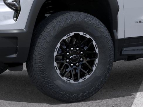 New 2026 Chevrolet Silverado EV Trail Boss image 11