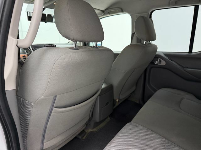 Used 2018 Nissan Frontier SV RWD image 30