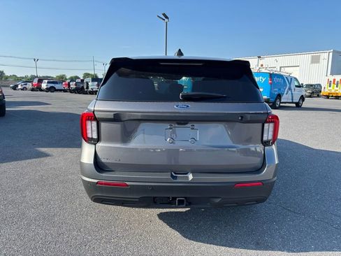 New 2025 Ford Explorer 4WD Police Interceptor image 8