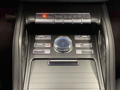 New 2026 Lincoln Nautilus Reserve w/ Jet Appearance Package AWD/4WD image 23