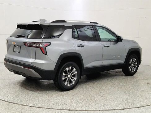 New 2026 Chevrolet Equinox LT AWD/4WD image 7