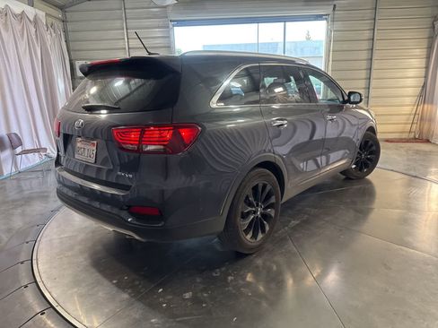 Used 2020 Kia Sorento EX FWD image 5