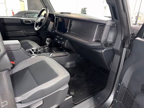 Used 2025 Ford Bronco Big Bend image 17