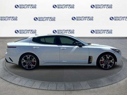 Used 2019 Kia Stinger GT2 AWD/4WD image 8