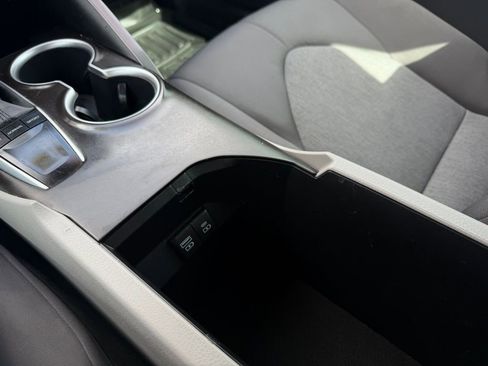 Used 2023 Toyota Camry LE image 22