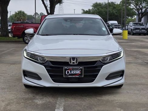 Used 2019 Honda Accord LX image 2