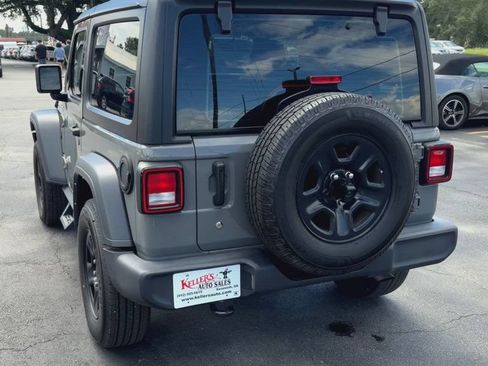 Used 2023 Jeep Wrangler Sport AWD/4WD image 7