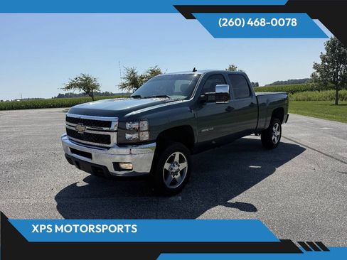 Used 2011 Chevrolet Silverado 2500 LT w/ Interior Plus Package AWD/4WD image 1