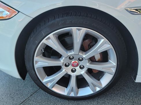 Used 2014 Jaguar XJ L Portfolio AWD/4WD image 6