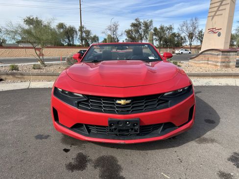 Used 2020 Chevrolet Camaro LT image 8
