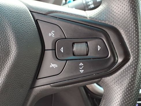 Used 2022 Chevrolet Bolt LT FWD image 27