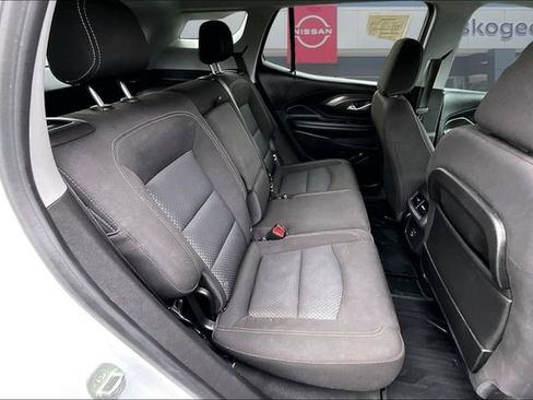 Used 2022 GMC Terrain SLE w/ Driver Convenience Package image 22