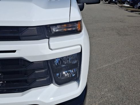 Used 2025 Chevrolet Silverado 2500 Custom w/ Custom Value Package AWD/4WD image 10