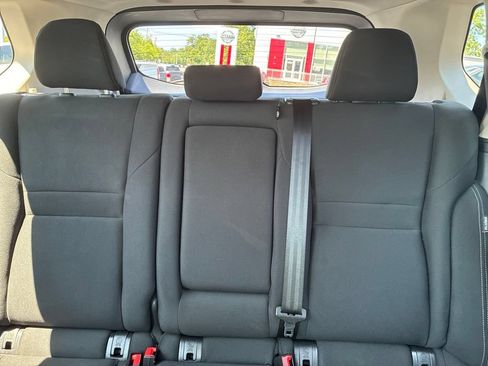 Used 2023 Nissan Rogue S AWD/4WD image 22
