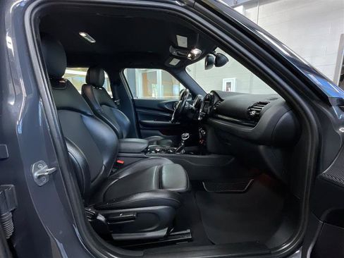 Used 2017 MINI Cooper Clubman S image 24
