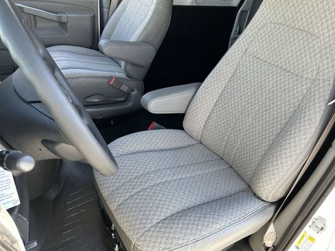 New 2025 GMC Savana 2500 Extended w/ Driver Convenience Package RWD image 18