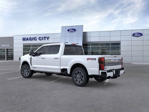 New 2025 Ford F250 Platinum w/ Platinum Plus Package image 4