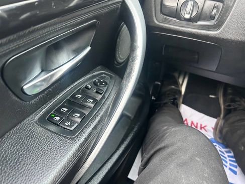 Used 2016 BMW 328i Gran Turismo xDrive image 21