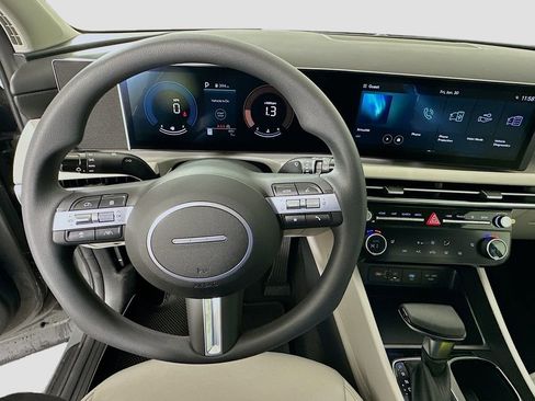 New 2026 Hyundai Tucson SEL image 10