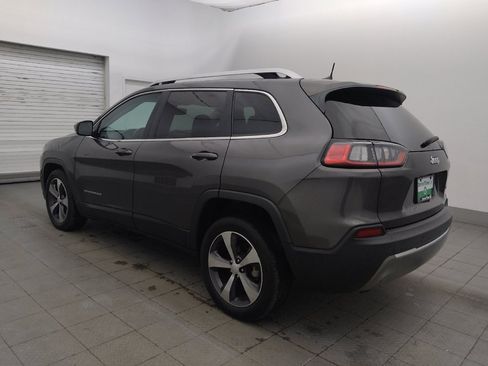 Used 2019 Jeep Cherokee Limited FWD image 3