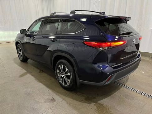 Certified 2020 Toyota Highlander XLE image 6