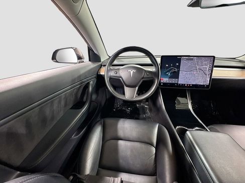 Used 2018 Tesla Model 3 Mid Range image 15