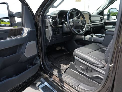 Used 2024 Ford F250 Lariat w/ Chrome Package AWD/4WD image 13