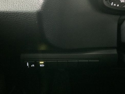 Used 2025 Toyota Corolla LE FWD image 24