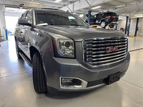 Used 2020 GMC Yukon SLT w/ Premium Edition AWD/4WD image 37