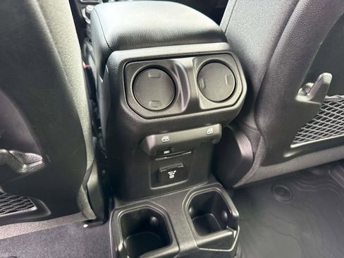 New 2026 Jeep Wrangler Unlimited Rubicon AWD/4WD image 19