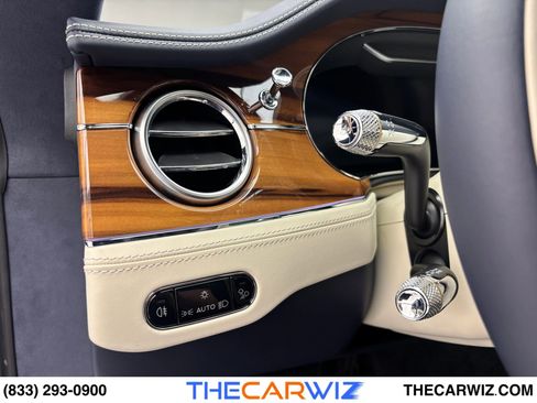 Used 2024 Bentley Continental GT V8 image 61