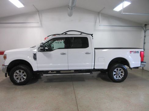 Used 2018 Ford F250 XLT w/ XLT Premium Package image 2
