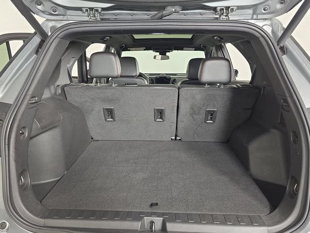 Certified 2023 Chevrolet Equinox RS w/ RS Leather Package AWD/4WD image 28