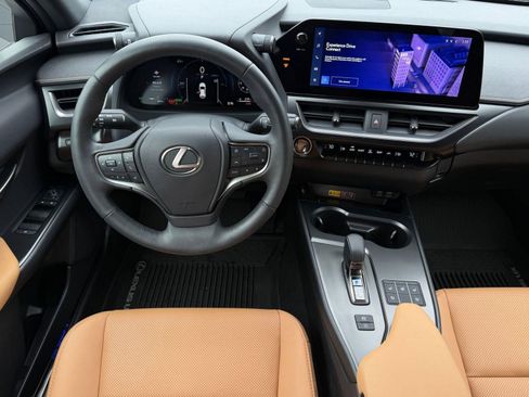 Used 2025 Lexus UX 300h AWD w/ Accessory Package (Z2) image 26